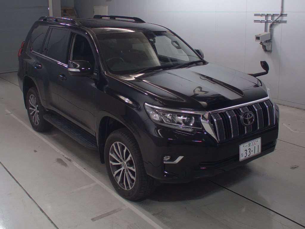 Import and buy TOYOTA LAND CRUISER PRADO 2019 from Japan to Nairobi, Kenya