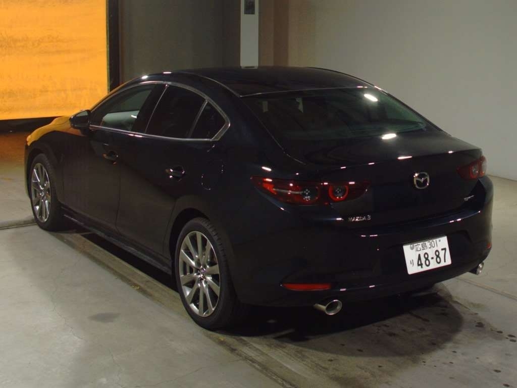 Import and buy MAZDA MAZDA3 2019 from Japan to Nairobi, Kenya