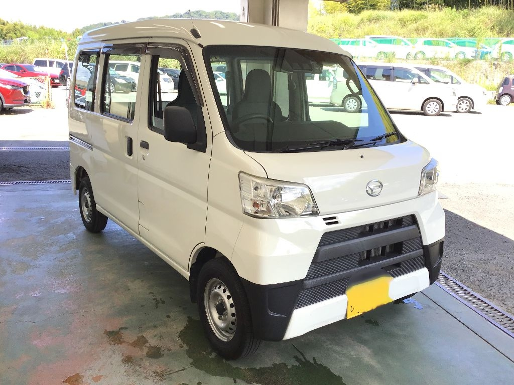 Import and buy DAIHATSU HIJET VAN 2019 from Japan to Nairobi, Kenya