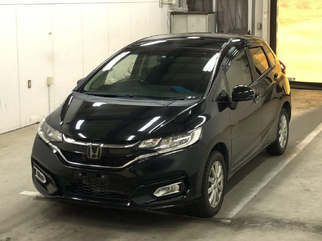 Import and buy HONDA FIT 2017 from Japan to Nairobi, Kenya