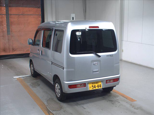 Import and buy DAIHATSU HIJET VAN 2017 from Japan to Nairobi, Kenya