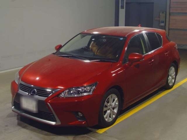 Import and buy LEXUS CT 2017 from Japan to Nairobi, Kenya