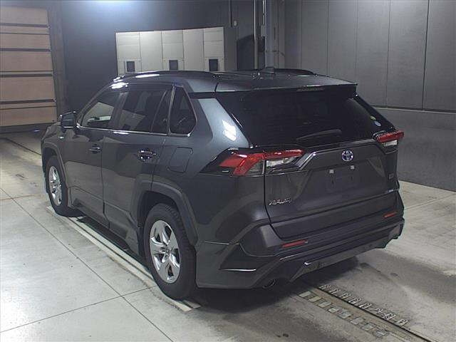 Import and buy TOYOTA RAV4 2020 from Japan to Nairobi, Kenya