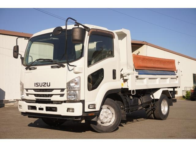 Import and buy ISUZU FORWARD 2017 from Japan to Nairobi, Kenya