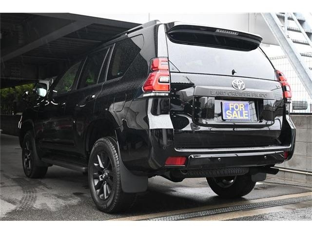 Import and buy TOYOTA LAND CRUISER PRADO 2023 from Japan to Nairobi, Kenya