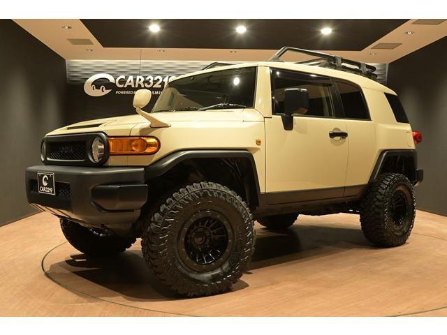 Import and buy TOYOTA FJ CRUISER 2017 from Japan to Nairobi, Kenya