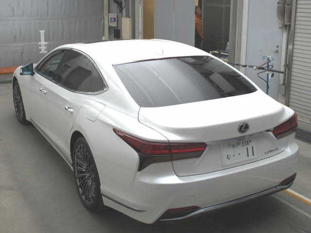 Import and buy LEXUS LS 2023 from Japan to Nairobi, Kenya