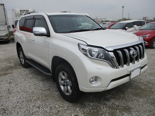 Import and buy TOYOTA LAND CRUISER PRADO 2017 from Japan to Nairobi, Kenya