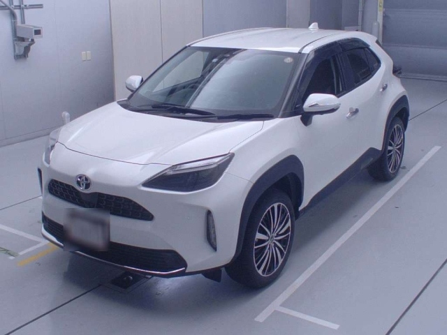 Import and buy TOYOTA YARIS CROSS 2021 from Japan to Nairobi, Kenya