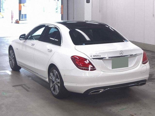 Import and buy MERCEDES BENZ C CLASS 2017 from Japan to Nairobi, Kenya