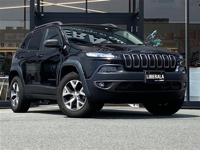 Import and buy JEEP CHEROKEE 2017 from Japan to Nairobi, Kenya