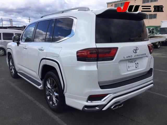 Import and buy TOYOTA LAND CRUISER 2023 from Japan to Nairobi, Kenya