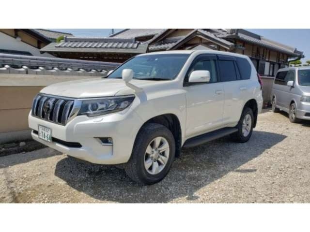 Import and buy TOYOTA LAND CRUISER PRADO 2020 from Japan to Nairobi, Kenya