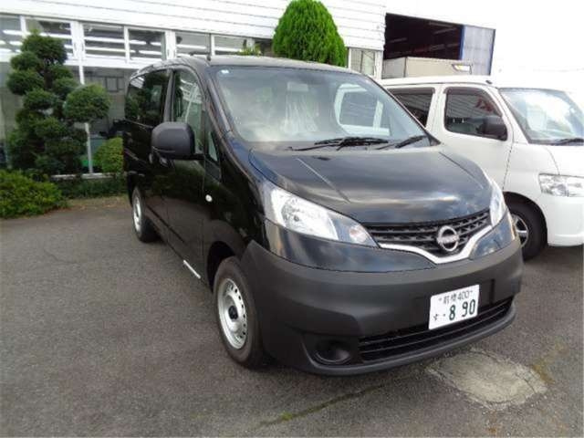 Import and buy NISSAN NV200 2021 from Japan to Nairobi, Kenya