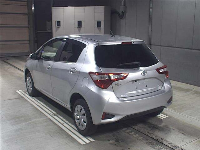 Import and buy TOYOTA VITZ 2018 from Japan to Nairobi, Kenya