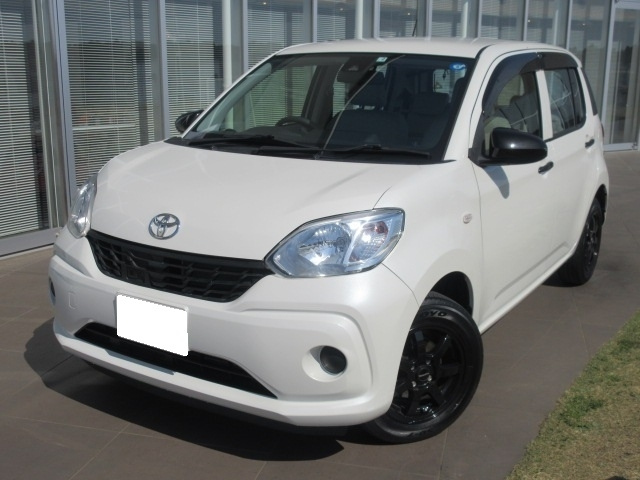 Import and buy TOYOTA PASSO 2017 from Japan to Nairobi, Kenya