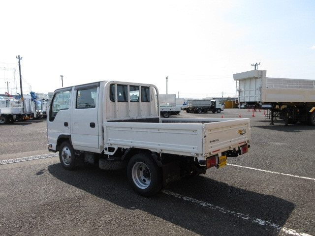 Import and buy ISUZU ELF 2017 from Japan to Nairobi, Kenya