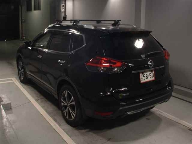 Import and buy NISSAN X-TRAIL 2017 from Japan to Nairobi, Kenya