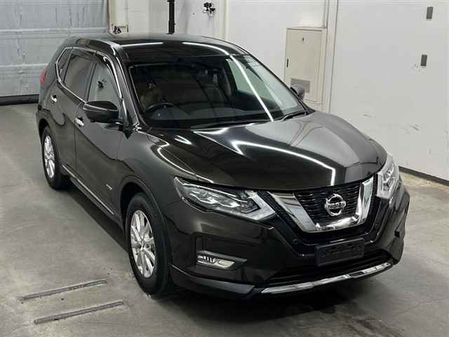 Import and buy NISSAN X-TRAIL 2019 from Japan to Nairobi, Kenya