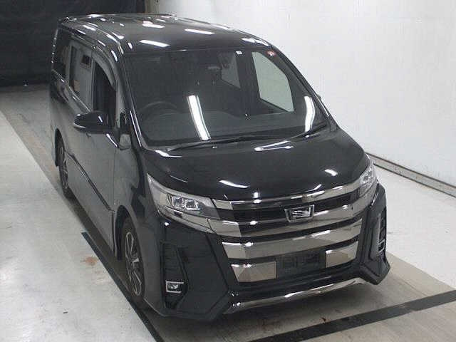 Import and buy TOYOTA NOAH 2019 from Japan to Nairobi, Kenya