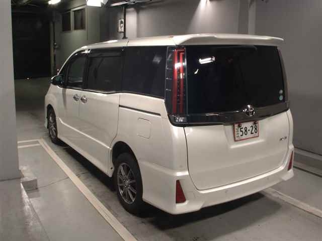 Import and buy TOYOTA NOAH 2019 from Japan to Nairobi, Kenya