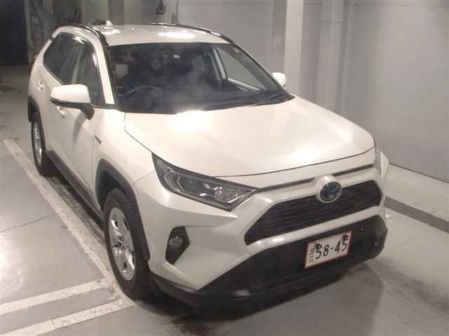 Import and buy TOYOTA RAV4 2019 from Japan to Nairobi, Kenya