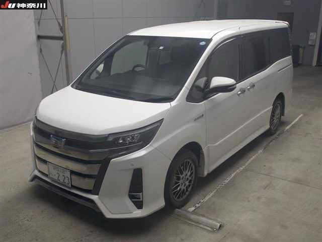 Import and buy TOYOTA NOAH 2017 from Japan to Nairobi, Kenya