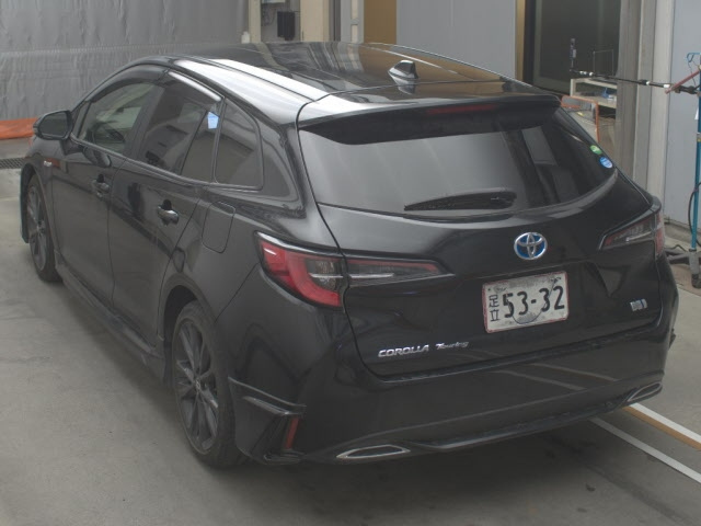 Import and buy TOYOTA COROLLA TOURING 2019 from Japan to Nairobi, Kenya