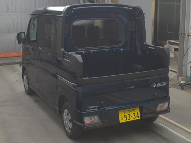 Import and buy DAIHATSU ATRAI VAN 2024 from Japan to Nairobi, Kenya