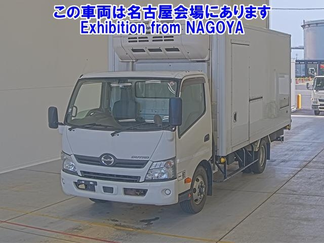 Import and buy HINO DUTRO 2018 from Japan to Nairobi, Kenya