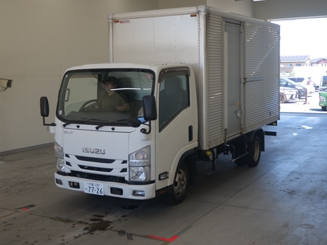 Import and buy ISUZU ELF 2017 from Japan to Nairobi, Kenya