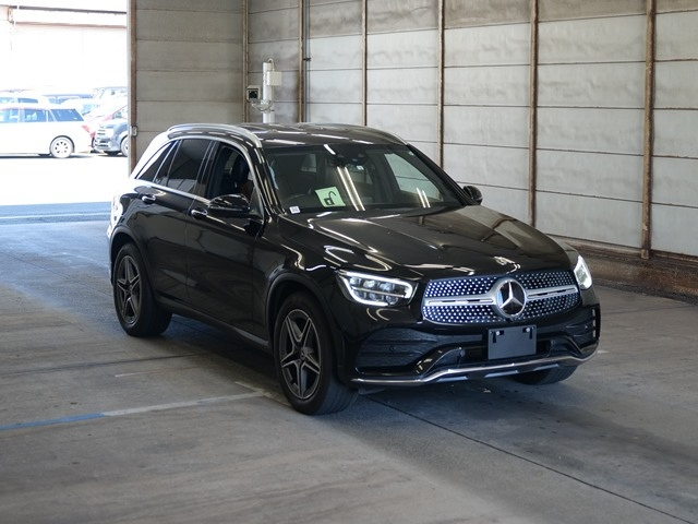 Import and buy MERCEDES BENZ GLC CLASS 2022 from Japan to Nairobi, Kenya