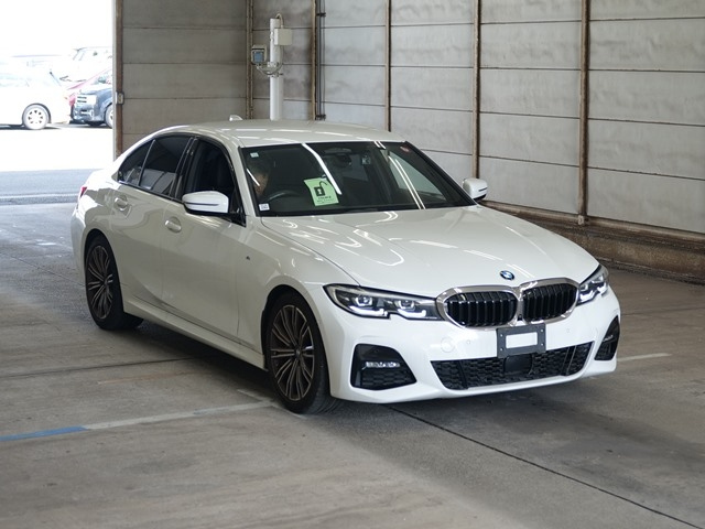 Import and buy BMW 3 SERIES 2020 from Japan to Nairobi, Kenya