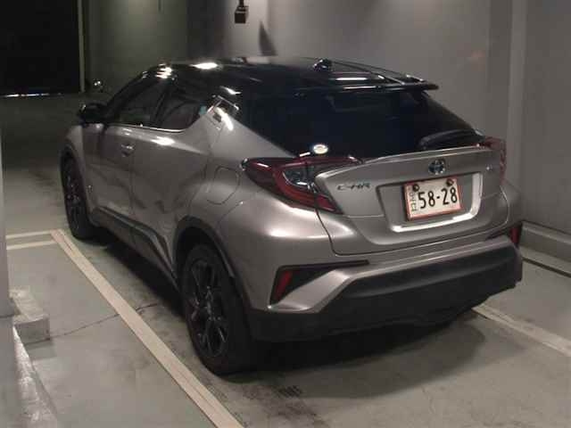 Import and buy TOYOTA C-HR 2019 from Japan to Nairobi, Kenya