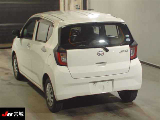 Import and buy DAIHATSU MIRA E S 2017 from Japan to Nairobi, Kenya