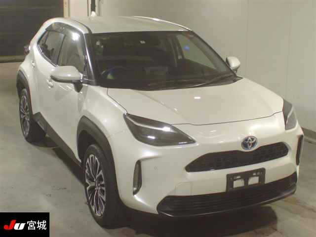 Import and buy TOYOTA YARIS CROSS 2021 from Japan to Nairobi, Kenya