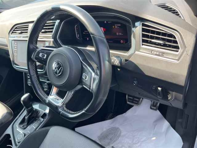 Import and buy VOLKSWAGEN TIGUAN 2019 from Japan to Nairobi, Kenya