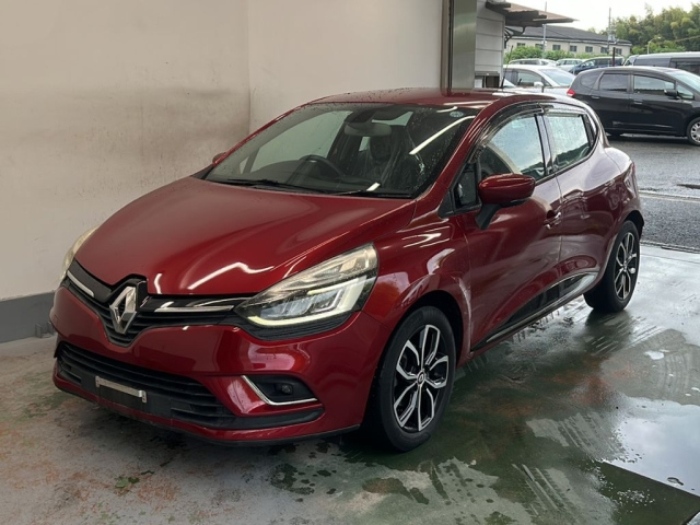 Import and buy RENAULT LUTECIA 2017 from Japan to Nairobi, Kenya