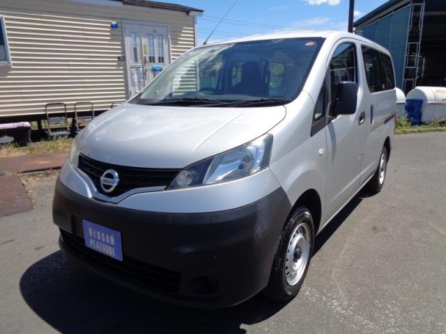 Import and buy NISSAN NV200 2019 from Japan to Nairobi, Kenya