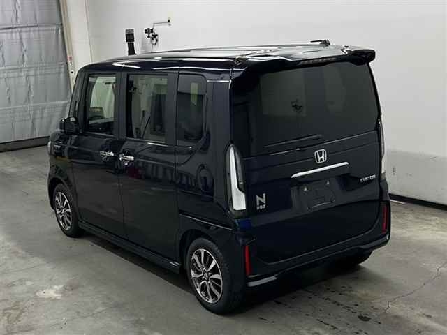 Import and buy HONDA N BOX 2024 from Japan to Nairobi, Kenya