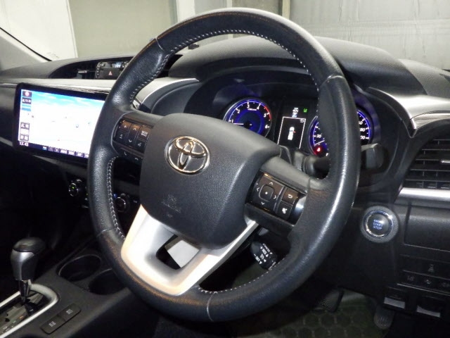 Import and buy TOYOTA HILUX 2019 from Japan to Nairobi, Kenya