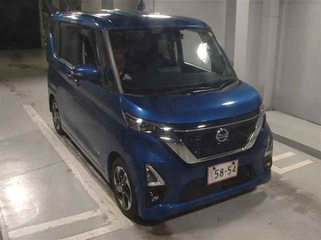 Import and buy NISSAN ROOX 2021 from Japan to Nairobi, Kenya