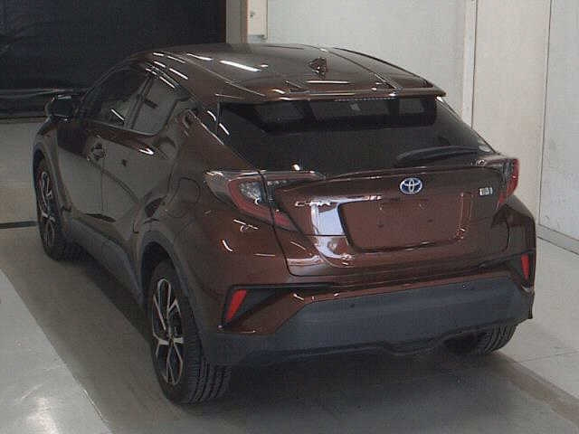 Import and buy TOYOTA C-HR 2017 from Japan to Nairobi, Kenya