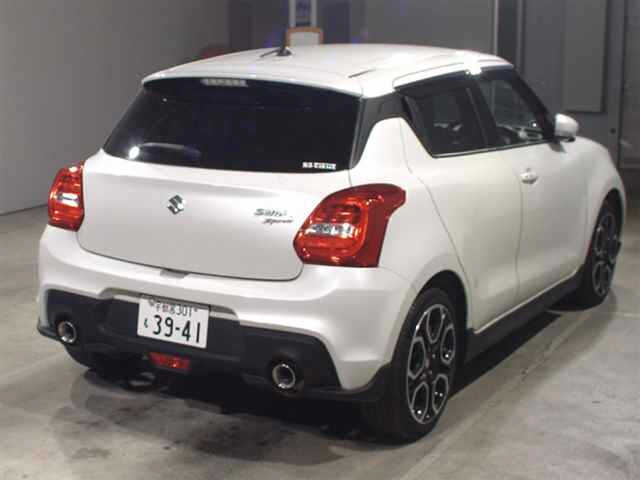 Import and buy SUZUKI SWIFT 2022 from Japan to Nairobi, Kenya