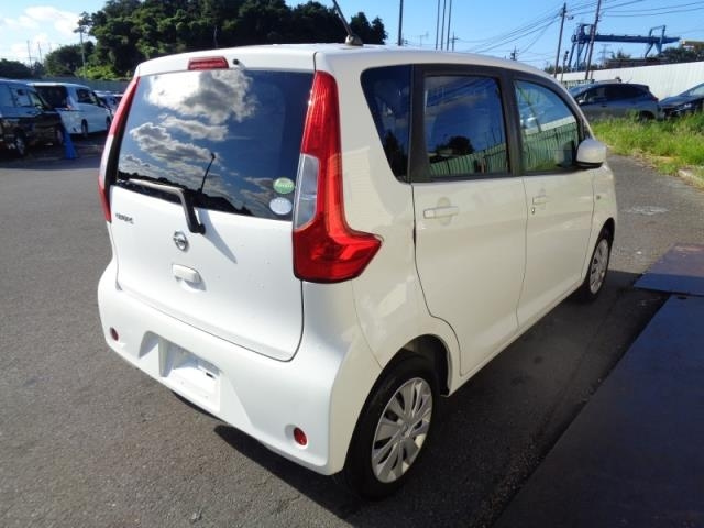 Import and buy NISSAN DAYZ 2017 from Japan to Nairobi, Kenya