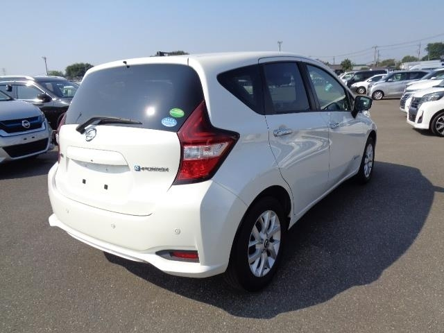 Import and buy NISSAN NOTE 2019 from Japan to Nairobi, Kenya