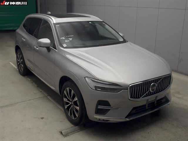 Import and buy VOLVO XC60 2022 from Japan to Nairobi, Kenya