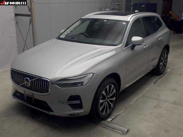 Import and buy VOLVO XC60 2022 from Japan to Nairobi, Kenya