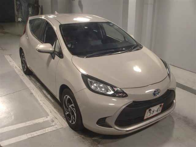 Import and buy TOYOTA AQUA 2021 from Japan to Nairobi, Kenya