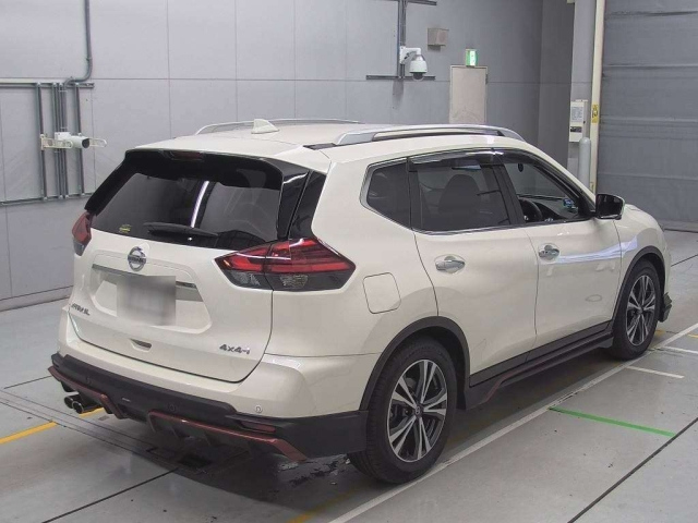 Import and buy NISSAN X-TRAIL 2019 from Japan to Nairobi, Kenya